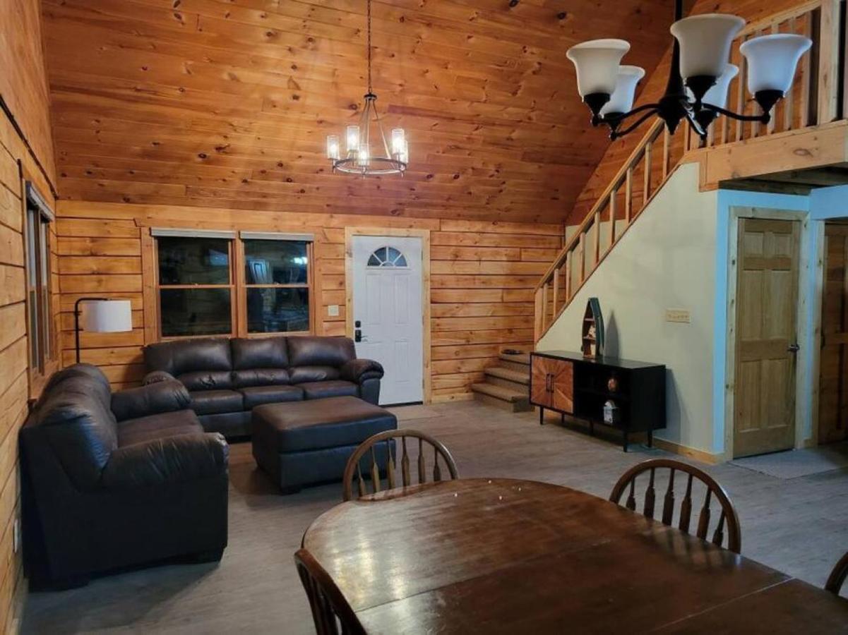 Tranquility And Views Villa Keeseville ภายนอก รูปภาพ